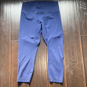Lululemon Blue Crop Wunder Train Leggings, size 12